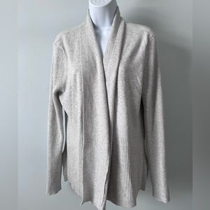 Woman’s cardigan 89th and Madison soft grey